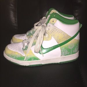 Nike 6.0 high top shoes